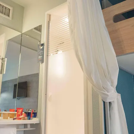 Ibis Budget Porte D'orleans Hotel Parigi