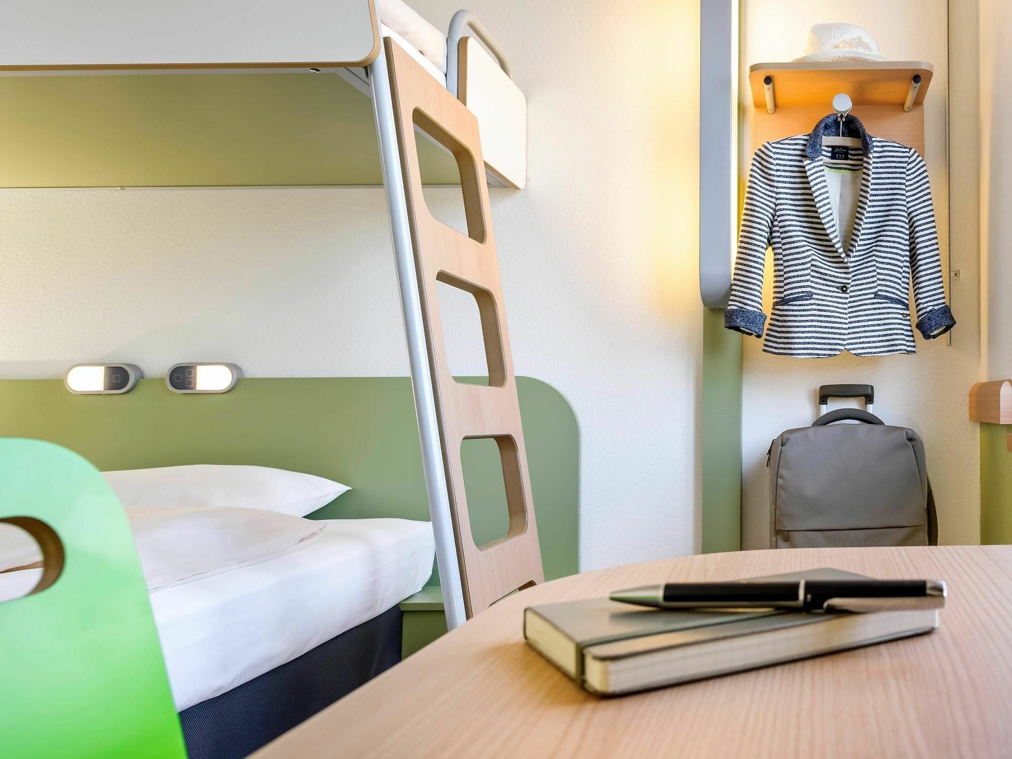 Ibis Budget Porte D'orleans Hotel